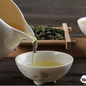 Detailed Explanation of Why Drink More Tea in Autumn? Which Teas Are Suitable?
