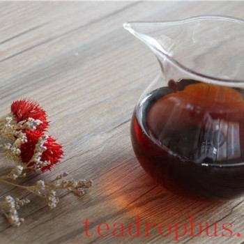 Are You Drinking Pu-er Tea Correctly? 6 Taboos of Drinking Pu-er!