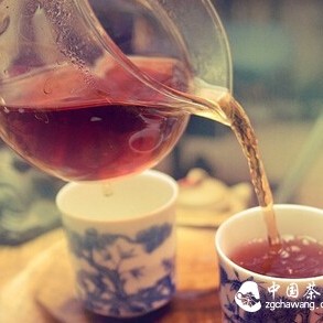 Differences Between Lotus-Fragrance Fuzhuan Tea and Traditional Fuzhuan Tea