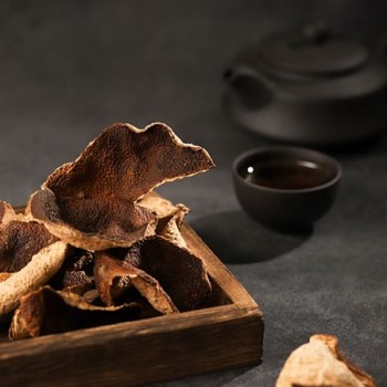 From Medicinal Use to Cooking, Cantonese People Truly Can-t Do Without This "Peel"