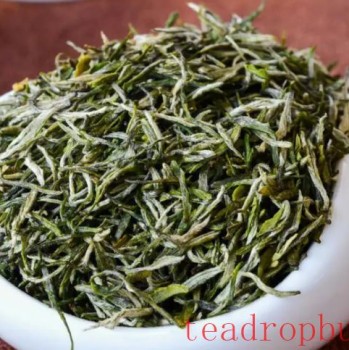 The Suitable Tea-to-Water Ratio for Green Tea, Does it Heat or Cool the Body?