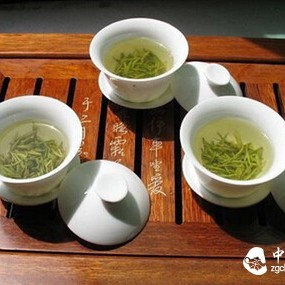 Let Me Tell You How to Drink Tea Properly