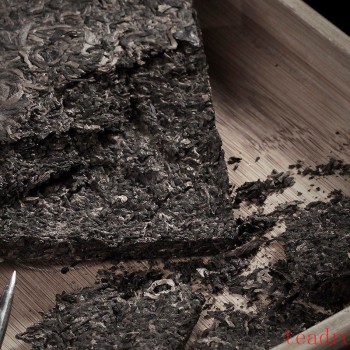 How to Properly Brew Brick Tea: A Detailed Guide