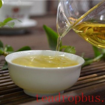 August Tea Fragrance: Seeking Refreshment and the Joy of Savoring Tea
