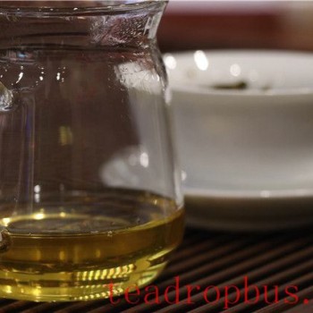 Winter Days, in the Company of Hot Tea
