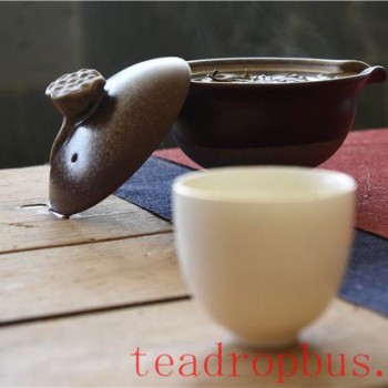 Where the Mist Rises, There-s Tea Aroma