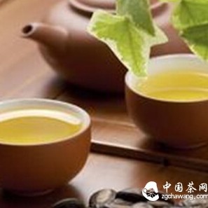 What are some uses for leftover tea leaves?