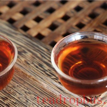 What are the benefits and effects of Pu-er tea?
