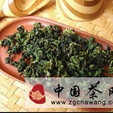 What Chemical Changes Occur During Tea Storage?