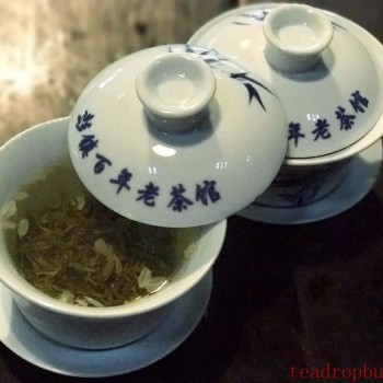 The Best Method to Brew Jasmine Tea in a Gaiwan: Simple and Enjoyable, Savor the Aroma