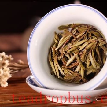 How to Properly Brew Bai Mudan Tea for a Richer Aroma