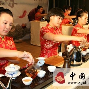 How Can Small and Medium-Sized Tea Enterprises Cope with the Pressure from Major Tea Companies?