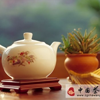 How to Distinguish Between Dry and Wet Pu-erh Tea?