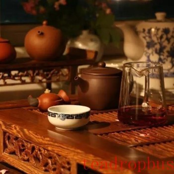 How to Properly Store an Idle Purple Clay Teapot?