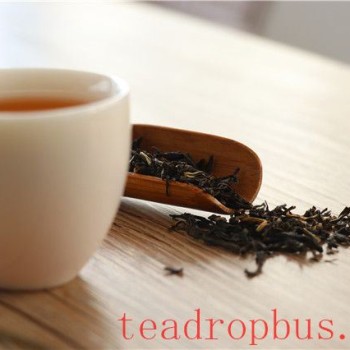 Who is Suitable to Drink Black Tea?