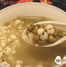 For computer users who sit for long periods, which teas can help detoxify?