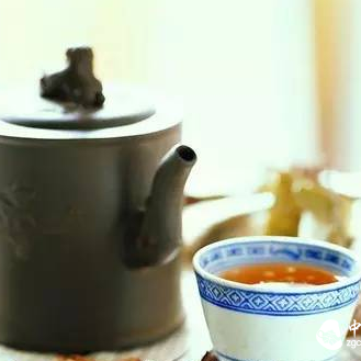 Drinking Tea in Summer Has Many Benefits