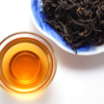The Benefits of Golden Flower Loose Tea