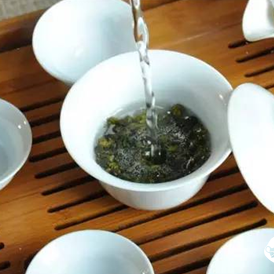 Is There a Relationship Between Tea Foam and Tea Quality?