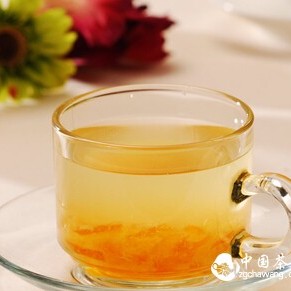Benefits of Drinking Tea in Autumn