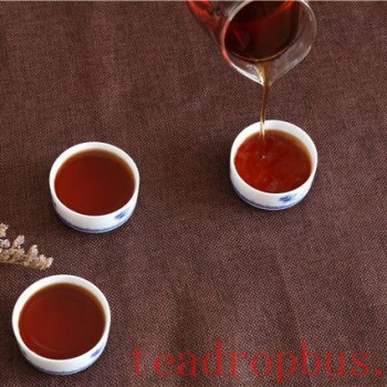 The Benefits and Effects of Pu-er Tea