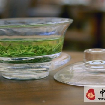 The Green of Tea: Among the Five Colors of Tea Fragrance