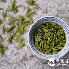 White Tea Pairs Better with Summer, Rely on It for Heatstroke Prevention and Cooling!