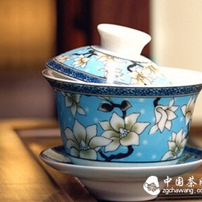 Six Types of Tea: Learn All About Them and Choose Your Cup