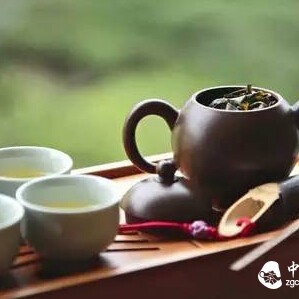 The 'Thickness' and 'Thinness' of Pu-erh Tea's Liquor Body