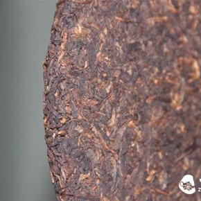 Dong Yue Talks Tea: The Difference Between New and Aged Ripe Pu-erh Tea