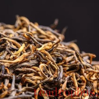 What are the storage precautions for black tea?