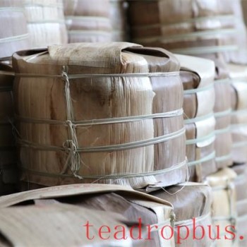 Can Pu-er Tea of Different Years Be Stored Together?