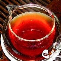 Black Tea Best for Eye Beauty!