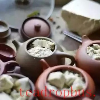 Purple Clay Teapot, Seasoning – Not as Complicated as You Think!