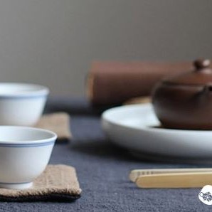 How can you brew randomly with a purple clay teapot? It deserves exclusive dedication.
