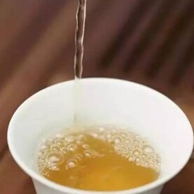 Is It Normal for Tea to Have Foam When Brewed?