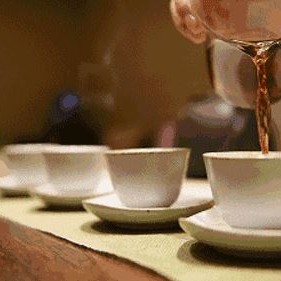 A Good Tea Requires Slow Savoring, Why Do We Take Three Sips When Tasting Tea?