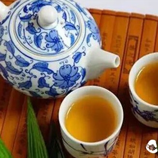 The Subtle Fragrance of Tea: A Discussion on Wellness - Drink Your Way to Health!