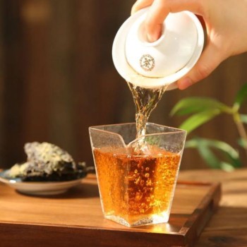 Why Drink Hot Tea When the Weather Gets Hotter?