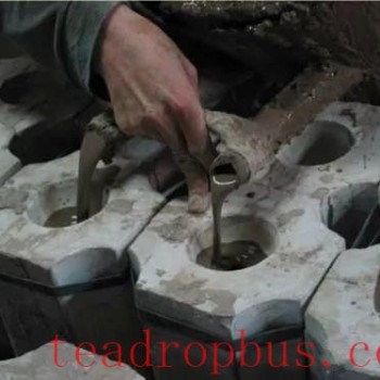Purple Clay Trivia: How to Identify a Slip-Cast Pot?