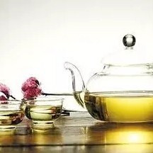 What tea is beneficial for health in summer?