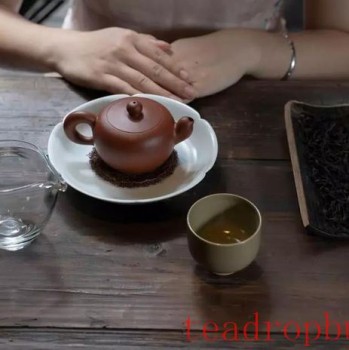 Brewing Tea is the Best Way to Nurture Your Teapot