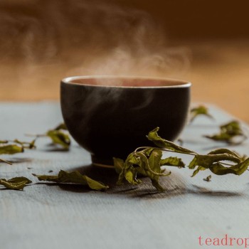 Tea Full Betrays, Wine Full Honors: Why Should Tea Not Be Poured Full?