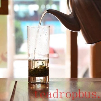 Can Black Tea Be Directly Brewed in a Cup?