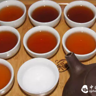 God opened a pharmacy that only sells tea, not medicine!