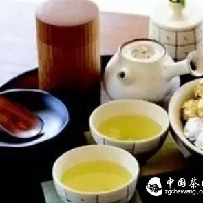 What Tea Is Good to Drink in the Morning, Afternoon, and Evening?