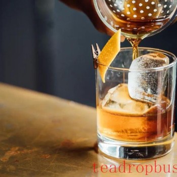 It’s said that tea and alcohol are inseparable. Have you tried these modern tea wines?