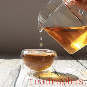The Difference Between Drinking Tea Regularly and Drinking Plain Water!