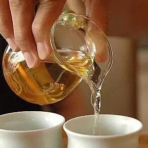 What is a Tea Scoop? A Complete Introduction to Tea Scoops
