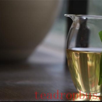 Tea as a Metaphor for Life: Embrace Simplicity and Seek Tranquility